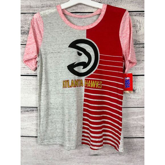 NWT Ladies NBA Atlanta Hawks Short Sleeve T-Shirt - Medium - Picture 1 of 2